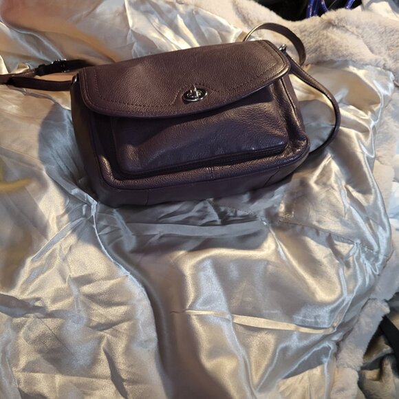 Authentic Coach Burgundy Crossbody, Model #F28725, Excellent, Like New Condition - Picture 9 of 12